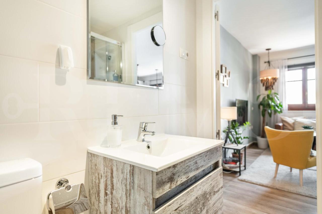 Spacious Apartment Next To Plaza De La Merced By Rems Málaga Exteriör bild