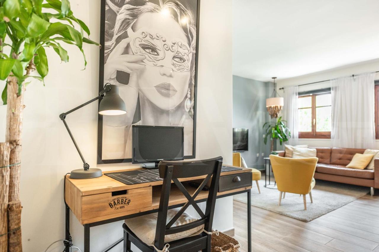 Spacious Apartment Next To Plaza De La Merced By Rems Málaga Exteriör bild