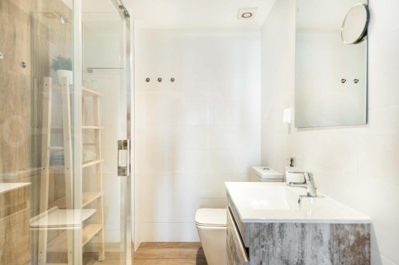 Spacious Apartment Next To Plaza De La Merced By Rems Málaga Exteriör bild
