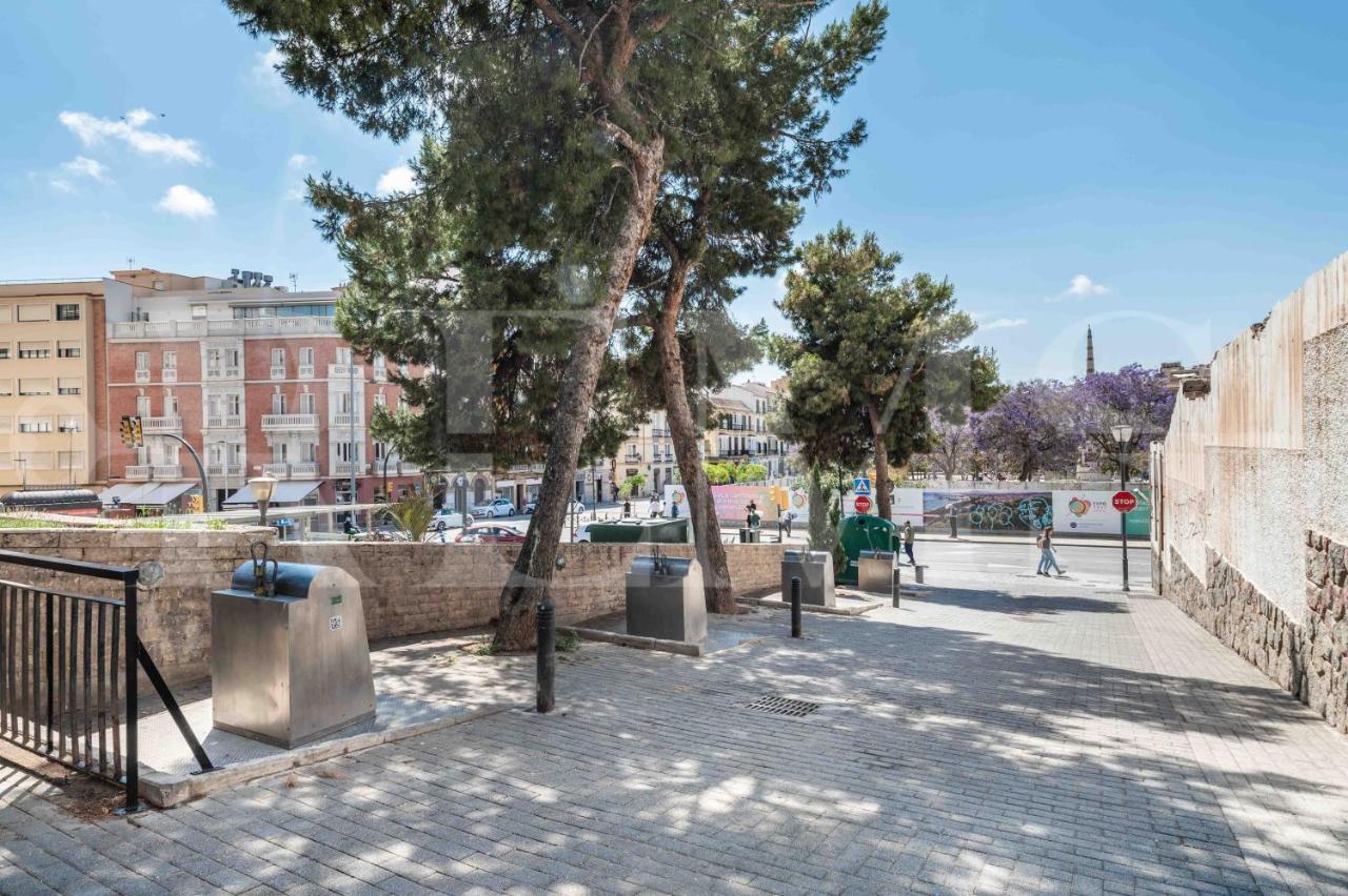 Spacious Apartment Next To Plaza De La Merced By Rems Málaga Exteriör bild